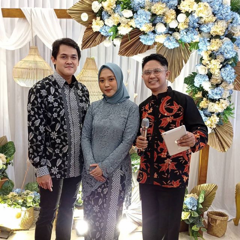 Congratulations Anik Dan Azis.. One Step Closer.. 